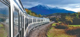 Zug - Jakobsweg-Sonderroute: Santiago de Compostela - Bilbao Mit dem Costa Verde Express durch das Grüne Spanien: Auf dem Jakobsweg (2025)